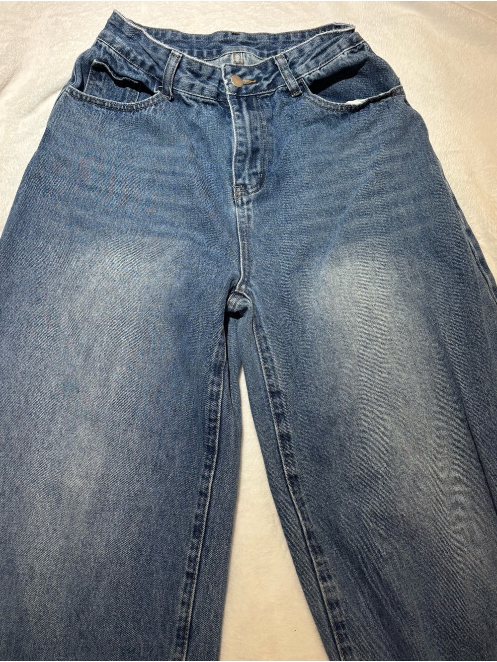 Classic High-Rise Women's Blue Jeans